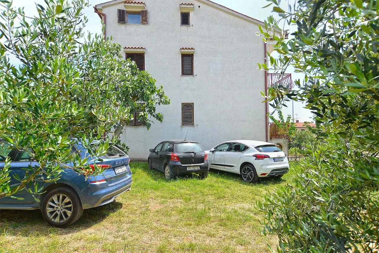 Apartments Goran 2250 Fazana