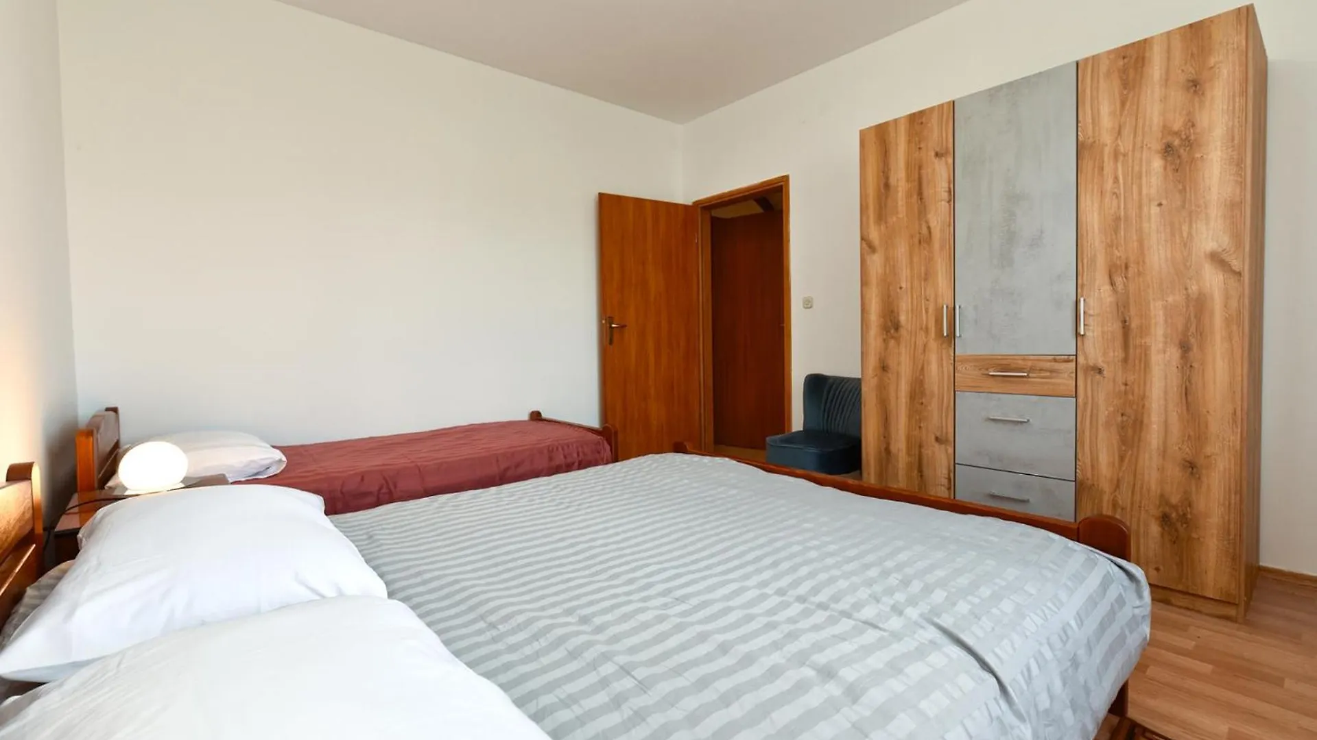 Apartments Goran 2250 Fazana