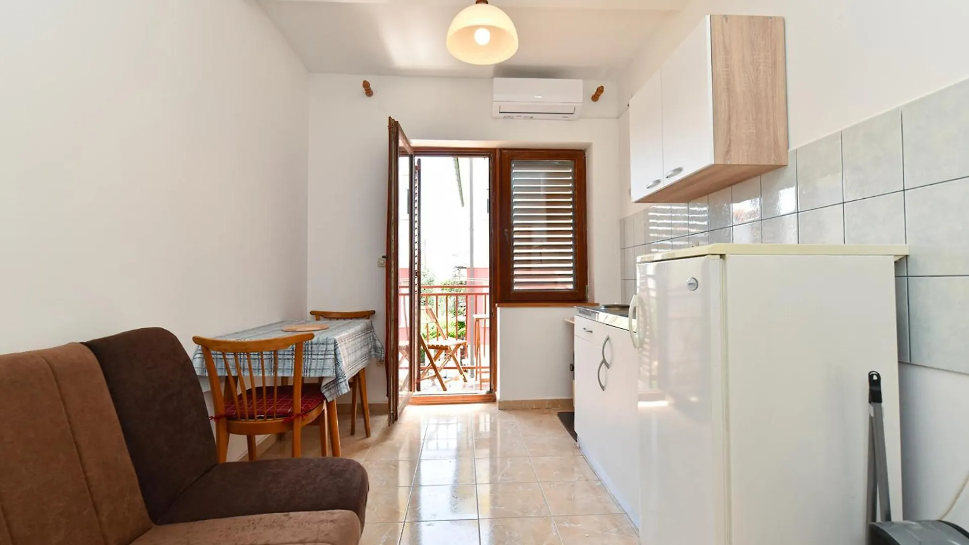 Apartments Goran 2250 Fazana